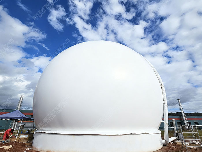 海越云南大理白族自治州工业污水1000m³双膜气柜项目图片